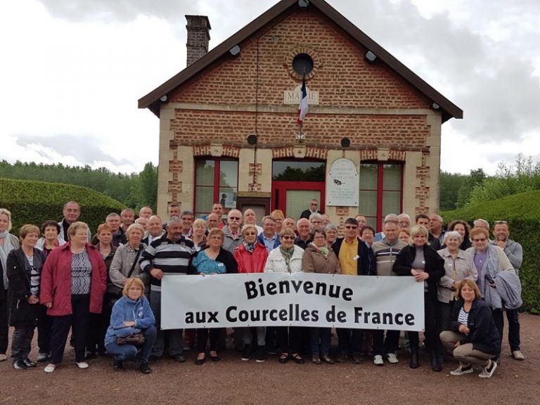 Lire la suite à propos de l’article L’Assemblée des 28 – 29 et 30 mai 2016 à Courcelles sur Voire